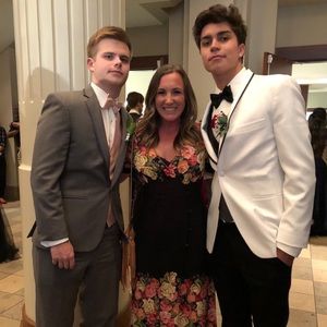 Meet your Posher, Thomas